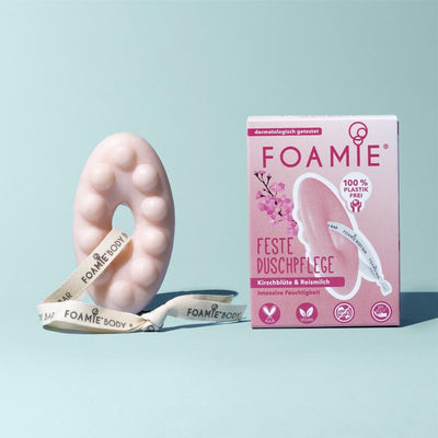 Foamie limpiador corporal solido de flor de cerezo y leche de arroz Solido Sin Plasticos Eco