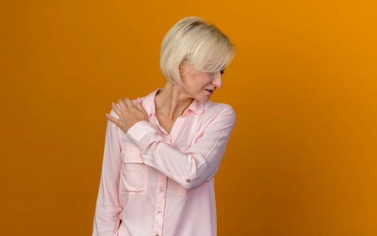 Dolores articulares en la menopausia: Causas, síntomas frecuentes y cómo aliviarlos de forma efectiva