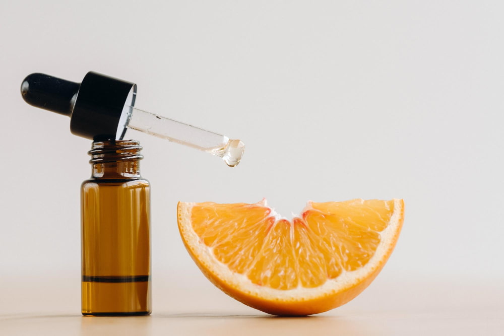 Serum de vitamina C: El imprescindible del skincare que revoluciona las rutinas de belleza